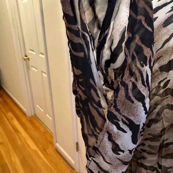 XXI size large sheer cardigan. - Picture 4 of 8